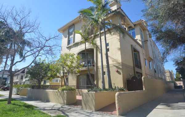 LEASED | 211 S. Poinsettia Place Unit 6 | The Grove